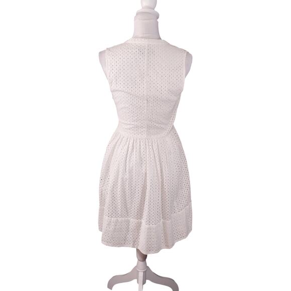 BANANA REPUBLIC! WHITEST WHITE COTTON EYELET, SLEEVELESS A-LINE DRESS! SZ 6 - Picture 5 of 10